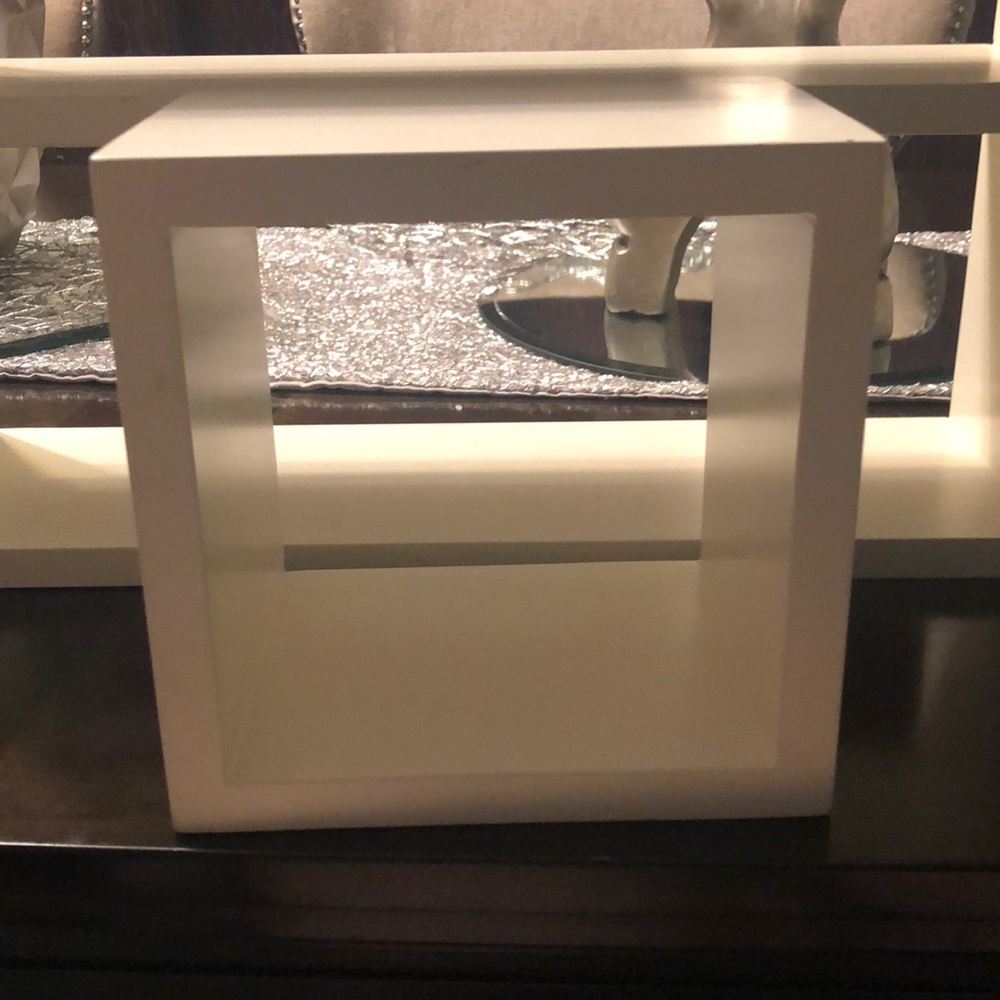 Shelf’s - Picture 5 of 7
